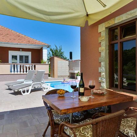 Holiday House Meri, 5+2, בנקובאץ מראה חיצוני תמונה